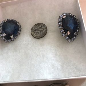 Clip earrings
